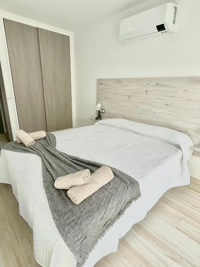 Island Suites Arona  Exteriér fotografie