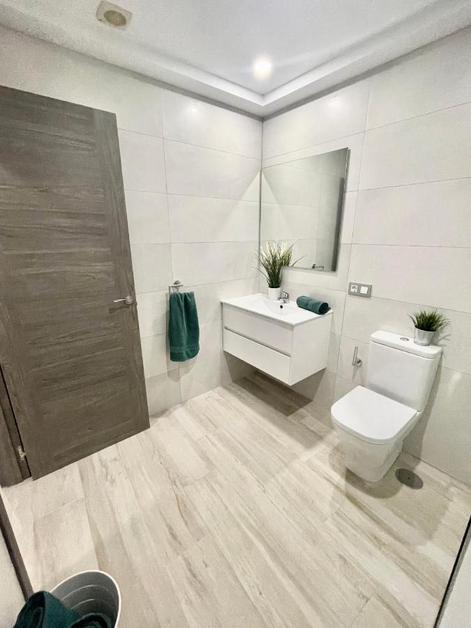 Island Suites Arona  Exteriér fotografie